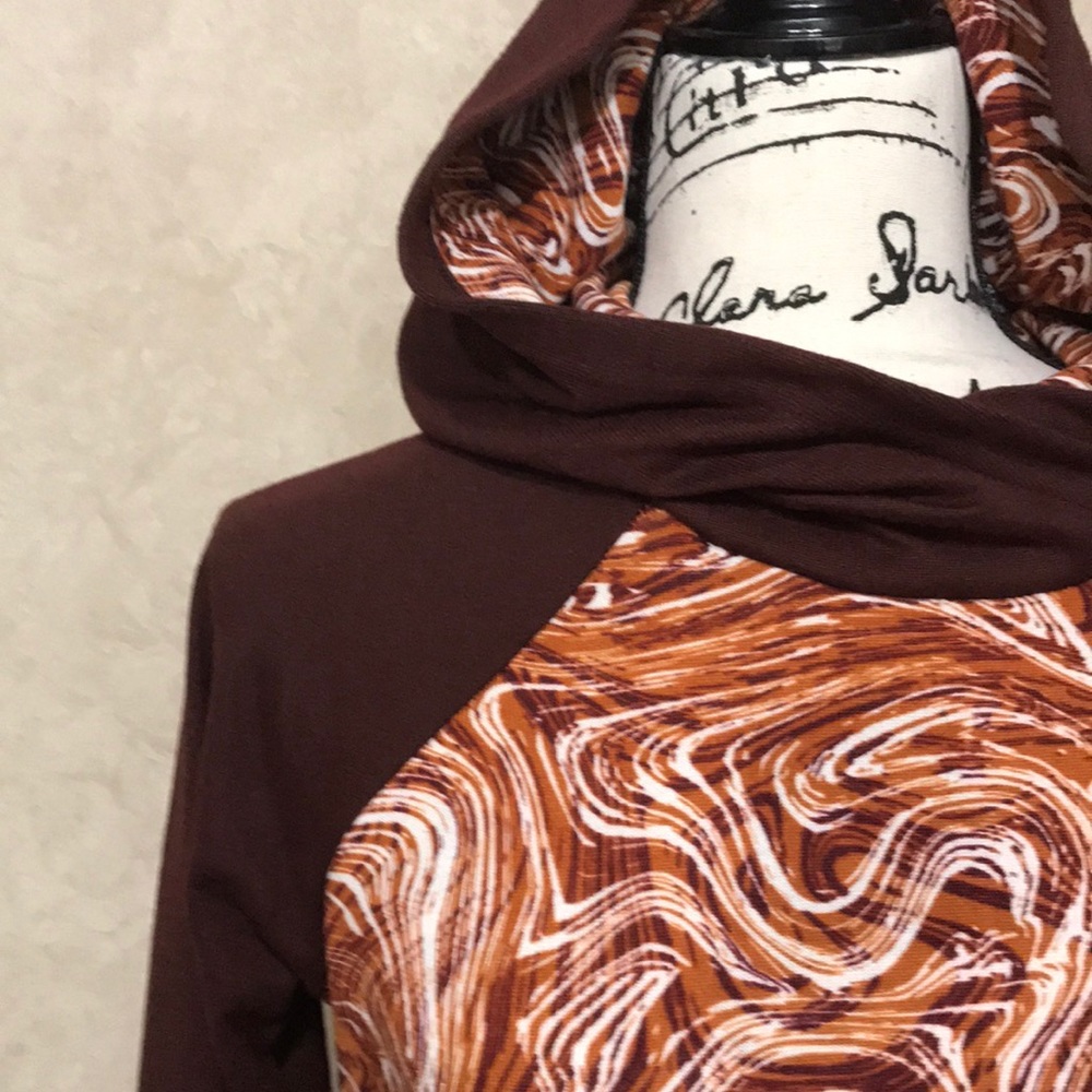 abstract wood pattern hoodie | LulaRoe Amber